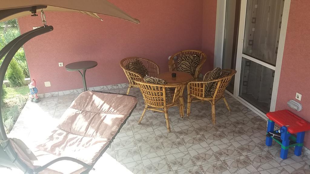 Apartments "Predah Kod Baraca" Nis Exterior foto