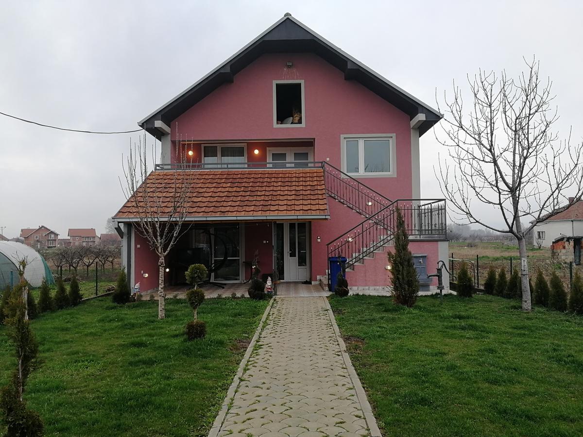 Apartments "Predah Kod Baraca" Nis Exterior foto