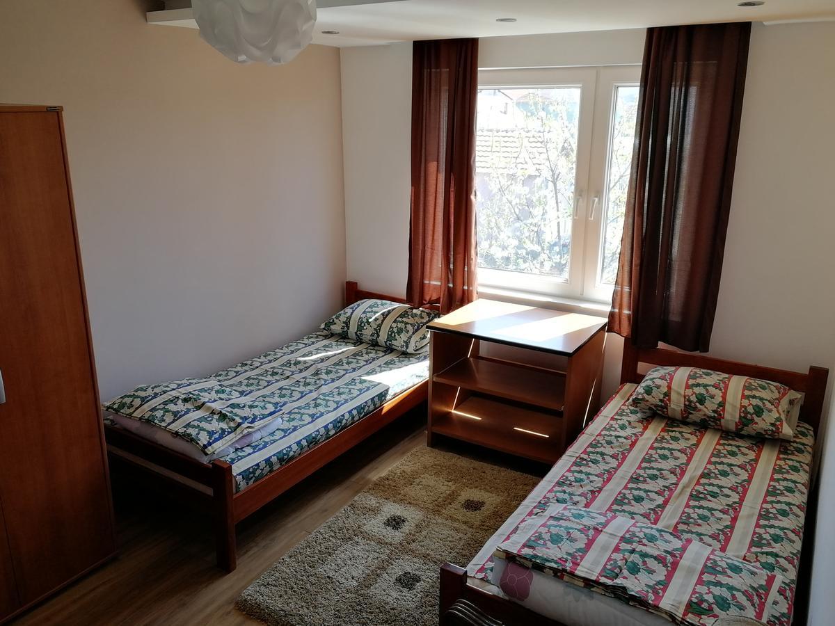Apartments "Predah Kod Baraca" Nis Exterior foto